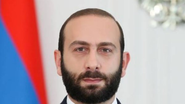 وزير الخارجية الأرميني: نتطلع لاستضافة القمة المقبلة للمجتمع السياسي الأوروبي