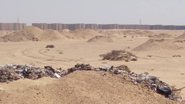 رئيس جهاز تنظيم إدارة المخلفات يتفقد سير العمل بالمدفن الصحي بمدينة العبور ومصنع تدوير المخلفات بمنطقة السلام