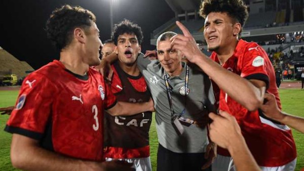 أسامة نبيه مدرب منتخب الشباب 