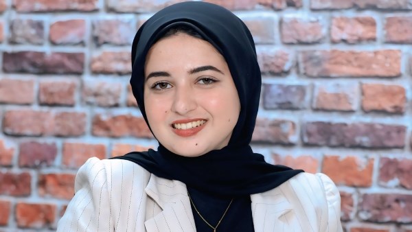  محررة صدي البلد 