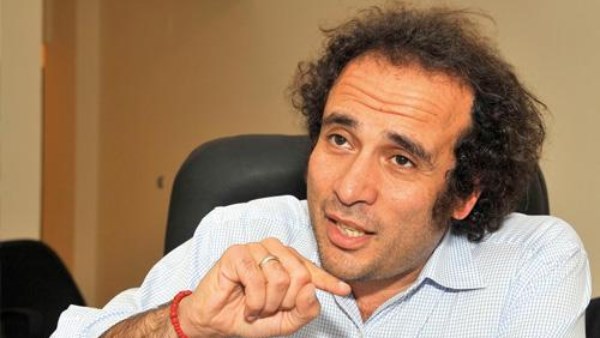 عمرو حمزاوي 