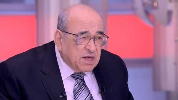 مصطفى الفقي 