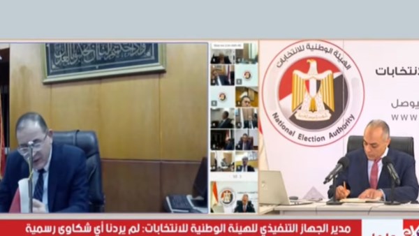 استمرار عمل بعض اللجان الانتخابية بسبب الإقبال رغم انتهاء موعد التصويت استمرار عمل بعض اللجان الانتخابية بسبب الإقبال رغم انتهاء موعد التصويت