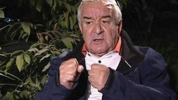  المخرج محمد عبد العزيز 