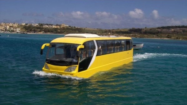 الأتوبيس البرمائي