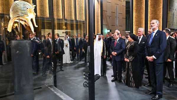 افتتاح المتحف المصري الكبير  افتتاح المتحف المصري الكبير