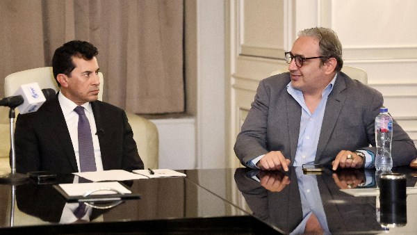 وزير الشباب والرياضة 