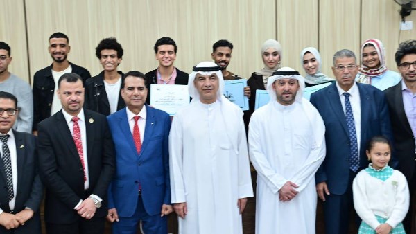 جانب من افتتاح المعرض