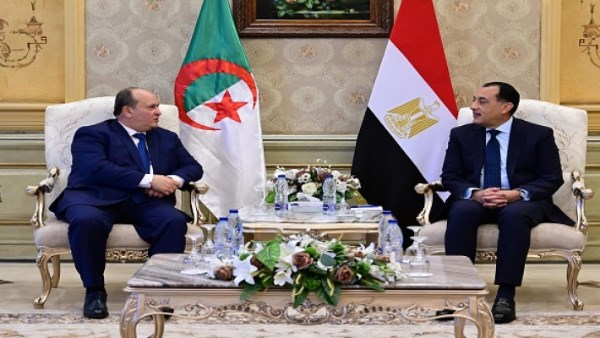 سيفي غريب الوزير الأول للجمهورية الجزائرية