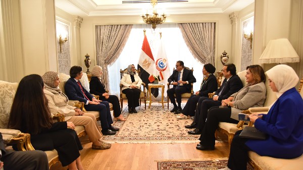 وزير. الصحة يستقبل وزير صحة البحرين 