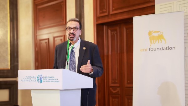 الدكتور حسام عبدالغفار 