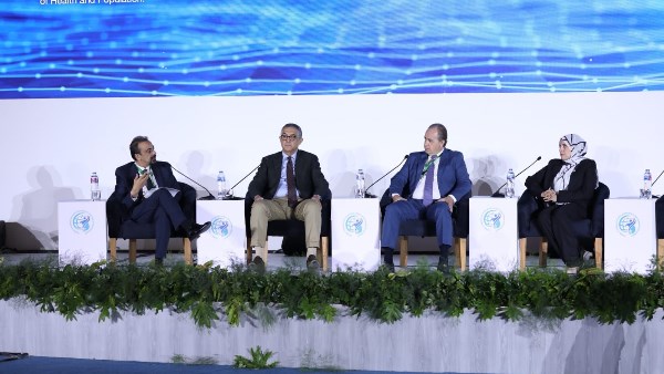 جانب من الجلسة 