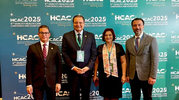  الدكتور أحمد طه