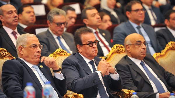 جانب من الجلسة 