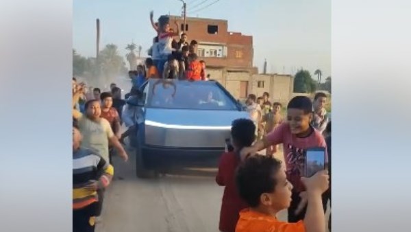 تسلا سايبر تراك