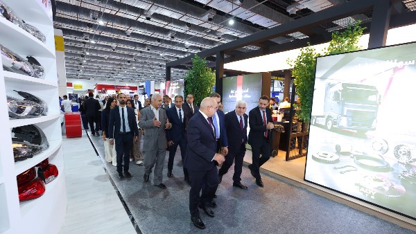 معرض "أوتوتك"