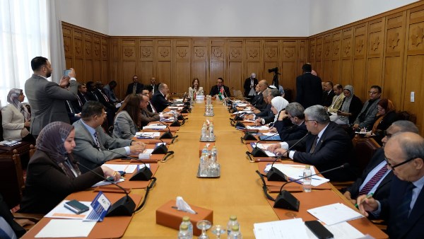 المشاركون في إطلاق مبادرة التضامن من أجل المستقبل 