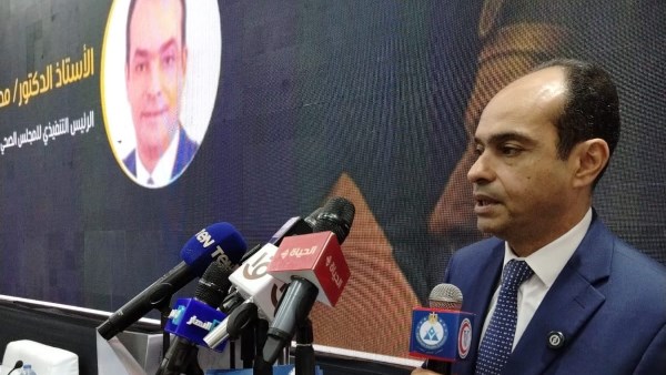 الدكتور محمد لطيف الرئيس التنفيذي للمجلس الصحي 