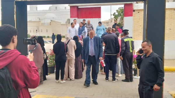 السفير محمود كارم يدلي بصوته في الانتخابات 