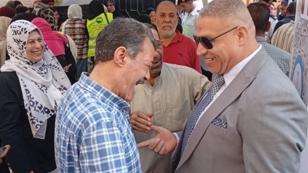 تزايد أعداد الناخبين على لجنة مدرسة شركة السكر بالحوامدية