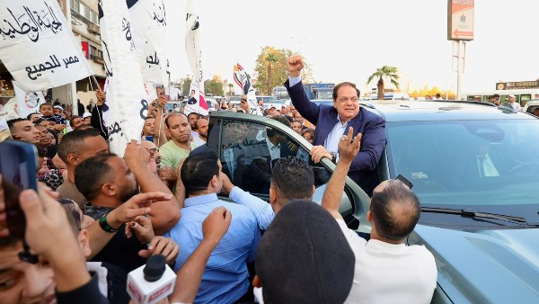 النائب محمد أبو العينين