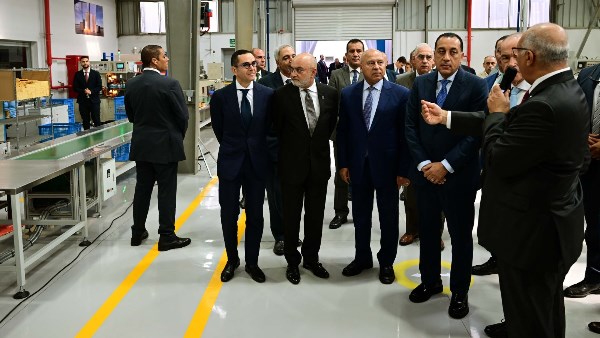 ئيس الوزراء يفتتح مصنع "المنصور لتصنيع فلاتر المركبات