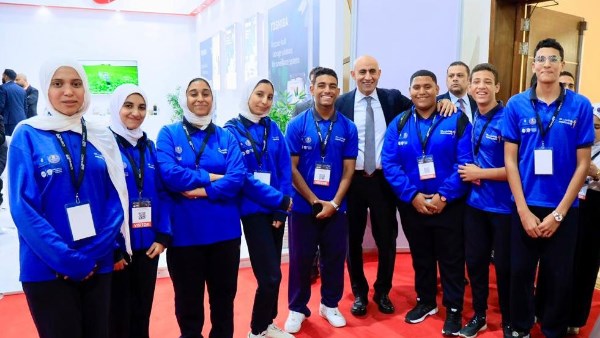 وزير التعليم يتفقد جناح "مدرستنا" بمعرض "Cairo ICT"