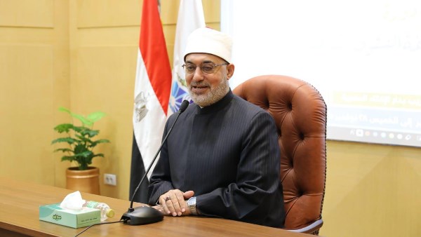 الدكتور نظير محمد عياد