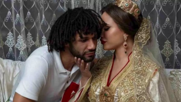 إطلالة غير متوقعة لزوجة النني الثانية…المتابعون في حاجة مش طبيعية 