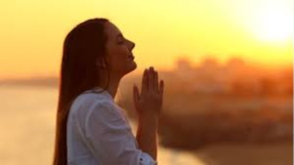 مفكرة الامتنان… الصيحة التي تغير حياتك في 5 دقائق يومياً 