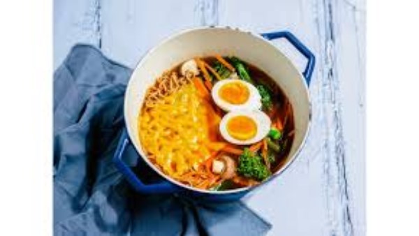 الرامن الكوري المنزلي… كل ما تحتاج معرفته عن التريند الأكثر انتشارًا وصفات متنوعة 