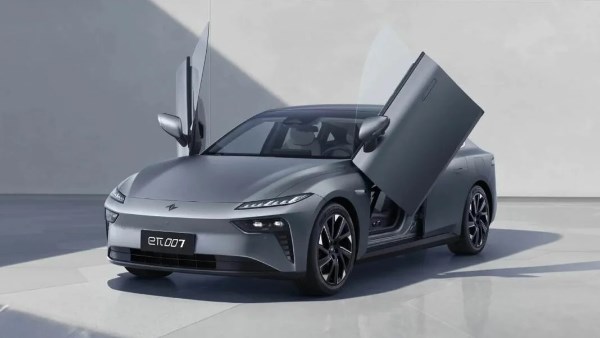 دونج فينج 007