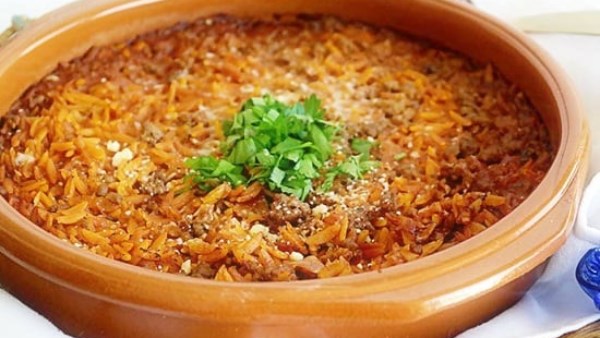 طريقة عمل طاجن لسان عصفور باللحمة