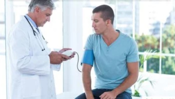 في اليوم العالمى للرجال .. إليك كيفية تجنّب أكثر المشكلات الصحية شيوعًا لدى الرجال