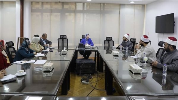 وفد مركز الإمام الليث بن سعد مع خبراء المركز القومي للبحوث الاجتماعية