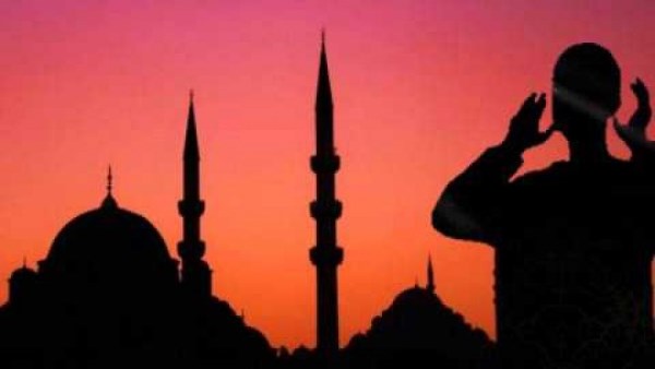 موعد أذان الظهر