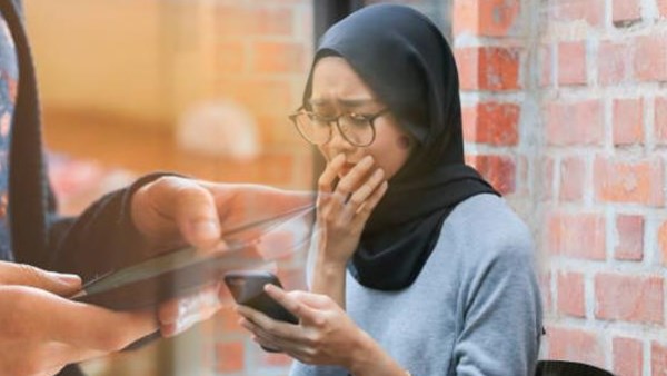 هل يقع الطلاق عن طريق الكتابة في الرسائل الإلكترونية