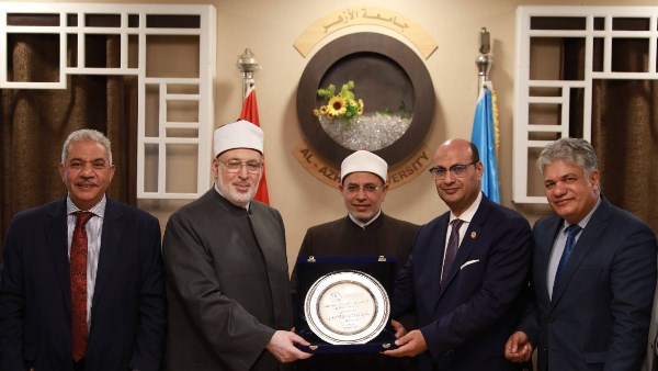 مؤتمر بالأزهر يناقش الجديد في مجال جراحات المناظير