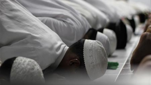 هل يجوز أداء صلاة النافلة في جماعة؟