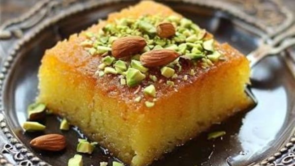 طريقة عمل بسبوسة القشطة