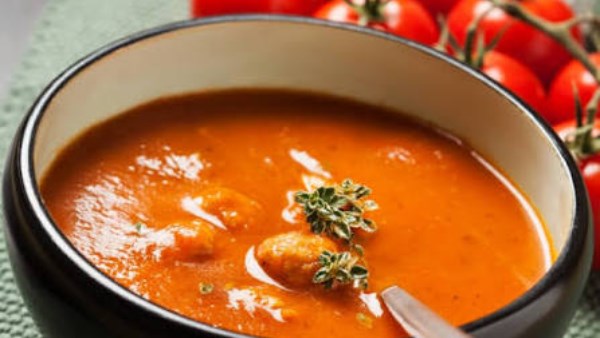 طريقة عمل شوربة الطماطم