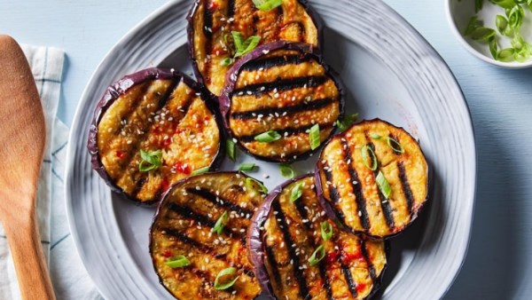 فوائد تناول الباذنجان بانتظام