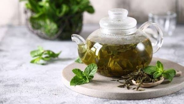 فوائد وأضرار الشاي الأخضر