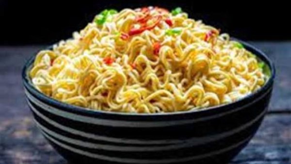 فيديو يثير الجدل عن علاقة النودلز والإصابة بالسرطان