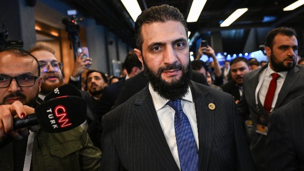 الرئيس السوري أحمد الشرع