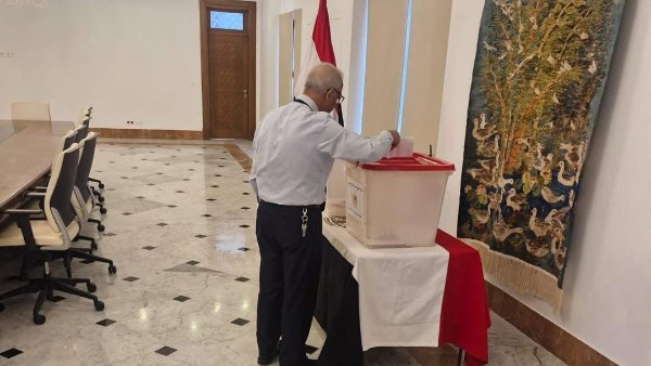 تصويت المصريين في الخارج