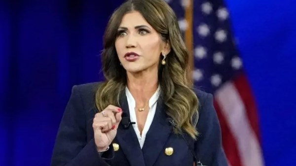 وزيرة الأمن الداخلي الأمريكي