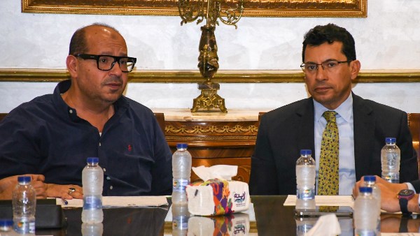 وزير الشباب والرياضة 