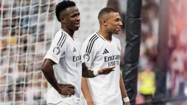 فينيسيوس ومبابي  