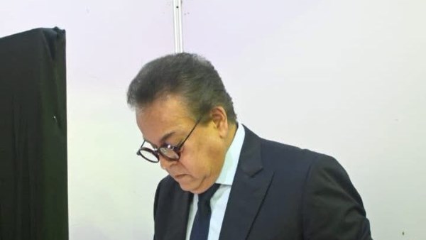 وزير الصحة يشارك في انتخابات نادي هليوبوليس 